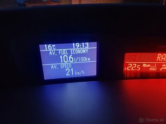 Mazda 3---1.6i-benzin--77Kw-105Ps-najazdené.-157300km - 20