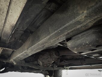 TOYOTA HILUX 2.5 D-4D 4x4 2014 - 173tis km- LED, ŤAŽNE, STK - 20