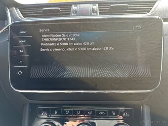 Škoda Superb 2.0 TDI SCR Sportline 4x4 DSG - 20