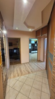 Veľkometrážny 3-izbový byt na prenájom, Priekopa - 20