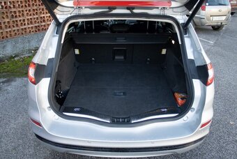 Ford Mondeo Combi 2.0 TDCi Duratorq Trend AT/6 - 20