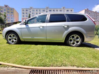 FORD Focus kombi 1.6 - LPG/benzin - 12/2010 - 20