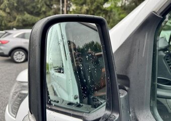 Ford Transit L4H3 JUMBO 6MÍST nafta manuál 96 kw - 20