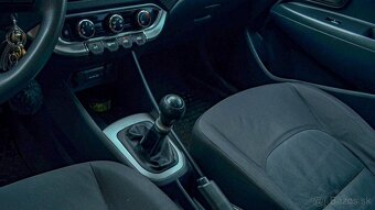 Kia Rio 1.2 62.5 kw - 20