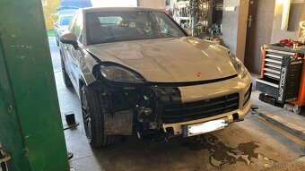 Porsche Cayenne S E-Hybrid Coupe Tiptronic S - 20