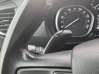 Opel Zafira VIVARO Tourer - 20