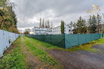 Na predaj ubytovací objekt v obci Koškovce – 26 izieb, parko - 20