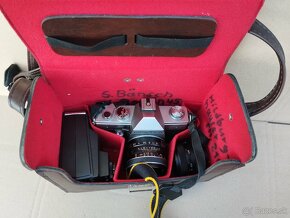 Starý fotoaparát Praktica super TL 1000+ příslušenství - 20