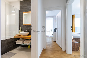 NA PREDAJ MODERNÝ 3-IZBOVÝ BYT S KRÁSNYM VÝHĽADOM - 20