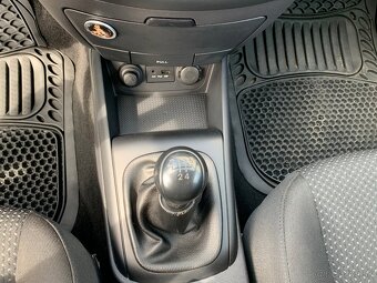 Hyundai i30 1.4i, 80KW - 20