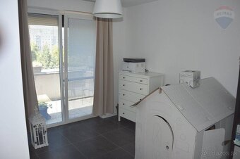 Predaj novostavba 3 izbový byt Nitra + garážové státie + 2 x - 20