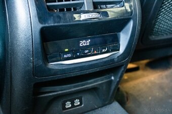 BMW X4 xDrive20i A/T - 20