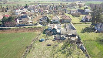 Dvojpodlažný rodinný dom z roku 1995 na okraji obce - Kosihy - 20