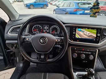 Volkswagen T-Roc 1.0 TSi Style M6 110k (benzín) - 20