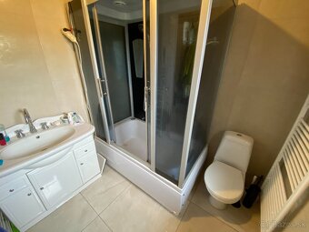 Priestranný rodinný dom s wellness - Večelkov okr. R.Sobota - 20