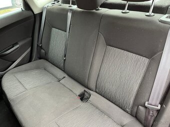 Opel Astra Notchback - 20