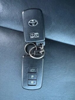 Toyota RAV4 2.2 l D-4D Premium AKONTACIA OD 0% - 20