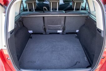 Renault Mégane Scénic 1.5 dCi 81 kW A/T - 20