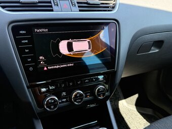 Škoda Octavia Combi 2.0 TDI 184k Style DSG 4x4 - 20