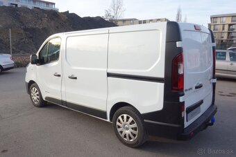 Renault Trafic DRIVE 1,6DCi 92kW 2 x Šoupačky 2018 138t. k - 20