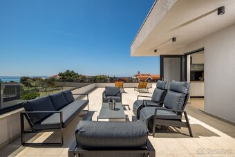 Luxusná kompletne zariadená vila s bazénom / Chorvátsko, Nin - 20