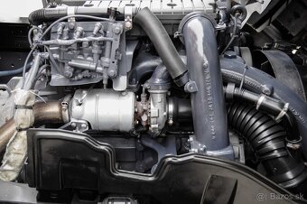 MERCEDES NOVÝ HÁKOVÝ NOSIČ KONTAJNEROV HYDRAULICKÁ RUKA EU5 - 20