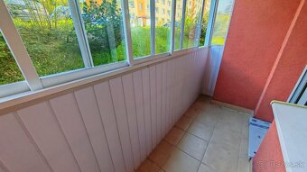 Priestranný 4-izbový byt (88m2) s lódžiou – Nemocničná - 20