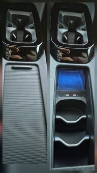 VW ID.4, 2021, 150kw, 44700km,WEBASTO,ťažné,čelné vyhrievané - 20