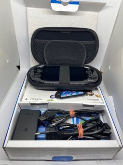 PS VITA PCH-1004  OLED +8GB - 20