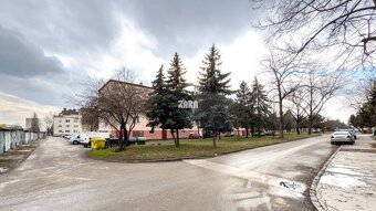 ŠACA - pekný 3 izbový zariadený byt ul. Železiarenska, 64 m2 - 20