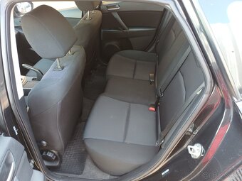 Mazda 3---1.6i-benzin--77Kw-105Ps-najazdené.-157600km - 20