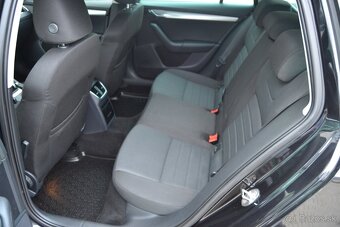 ŠKODA OCTAVIA III COMBI 2.0 TDI, BIXENÓNY, ŤAŽNÉ, TEMPOMAT - 20
