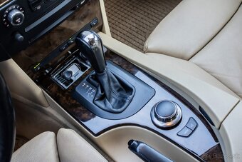 BMW Rad 5 540 i A/T - 20
