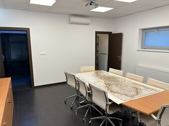 Dom v BA II, Ružinove, vhodný aj na podnikanie - 20