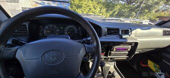 Tpyota LAND CRUISER 80 - 20
