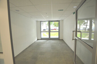 3izb, Kapicova, p. 7/8, 73m2, začiatok Petržalky, pešia zóna - 20