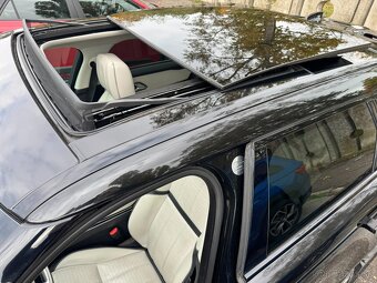 and Rover Range Rover Velar 2,0D HSE AWD 54000km - 20