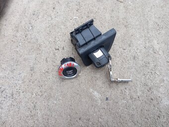 BMW 1 118i e87 rozpredám - 20