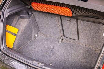 Volkswagen Golf 2.0 GTI ,147kW - 20