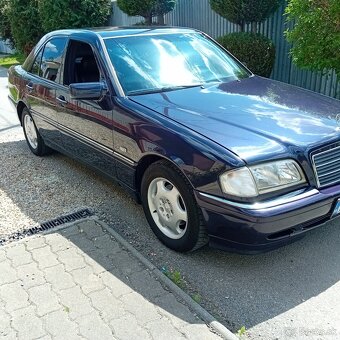 Mercedes-Benz W202 - 20