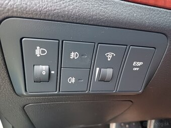Hyundai Santa fe 4x4 2,2 diesel bez korózie - 20