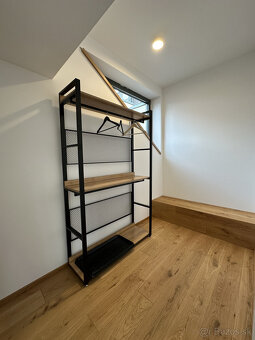 Exkluzívny 4-izbový byt na prenájom - 20