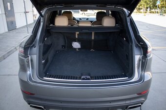 Porsche Cayenne 4x4 AT/8 - 20