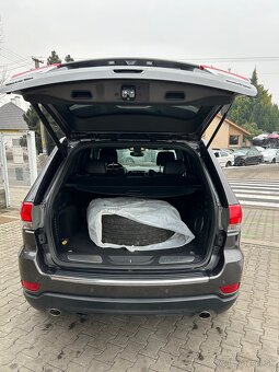 Jeep Grand Cherokee 3.0L V6 TD Laredo A/T - 20