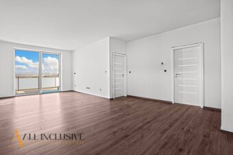 ALL INCLUSIVE I 3 IZBOVÉ BYTY S TERASOU, SO ZÁHRADOU + 2 PAR - 20