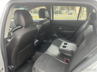 Chevrolet Cruz ST 2.0 diesel 120kw A/T prevodovka 185 000 km - 20