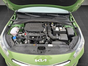 Kia XCeed 1.5 T-GDi Silver A/T - 20