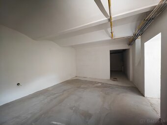 Exkluzívny zrekonštruovaný trojizbový staromestský byt. - 20