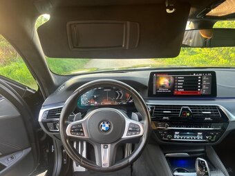 BMW 550i xdrive - 20