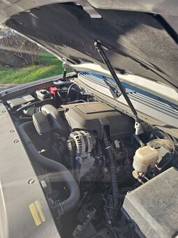 Cadillac Escalade ESV Platinum 6.2 V8 2014 - 20